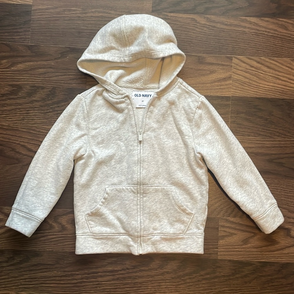 Old Navy light gray zipped hooded sweatshirt, size 5T